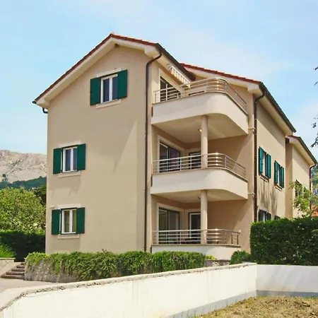 Tolles In Mit Terrasse Daire Baška