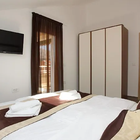 Tolles In Mit Terrasse Apartment *